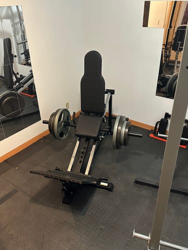 Customer photo review of Compact Leg Sled Hack Squat Machine LP10