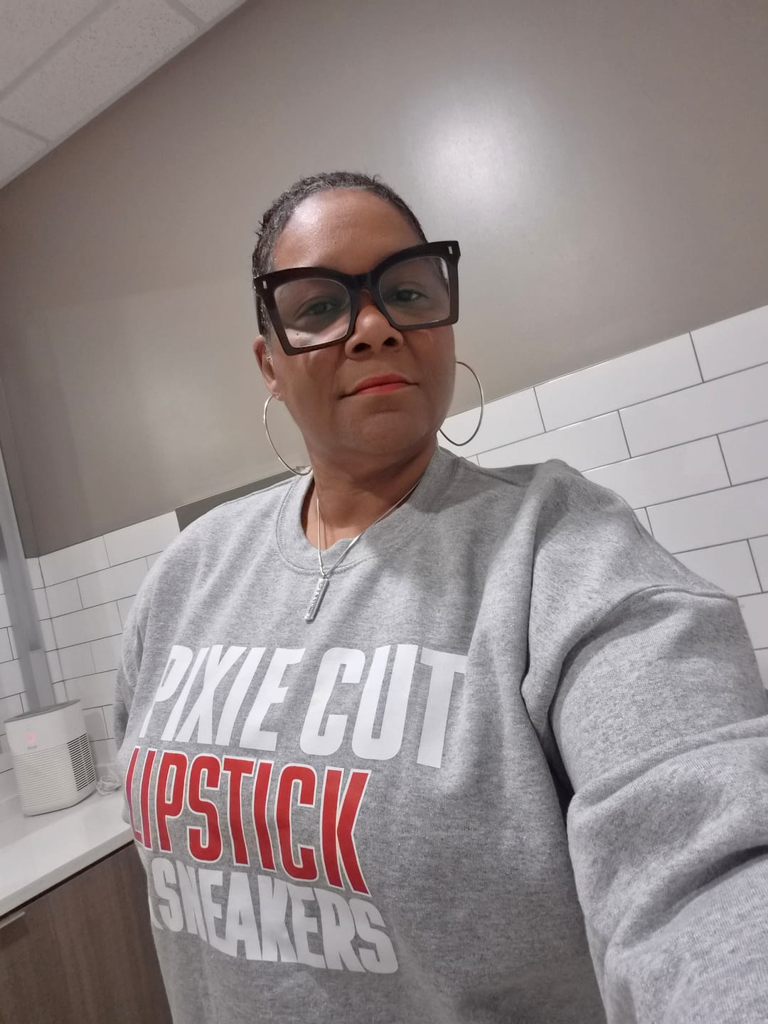 Customer photo review of Pixie Cut, Lipsitck, & Sneakers (gray)