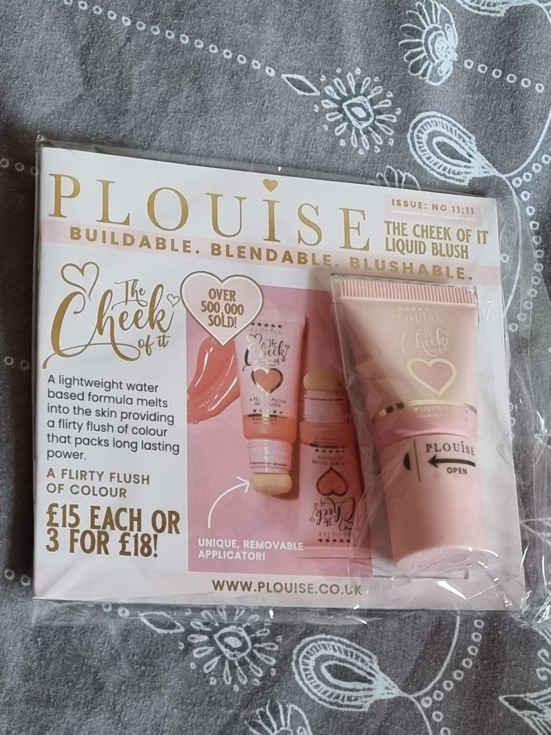 Reseña de la foto del cliente de P.Louise The Cheek Of It Liquid Blush Legally Pink Magazine
