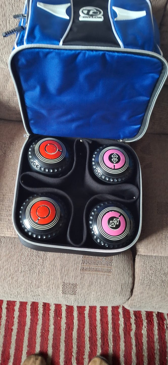 Customer photo review of Taylor Mini Sports Bowls Bag