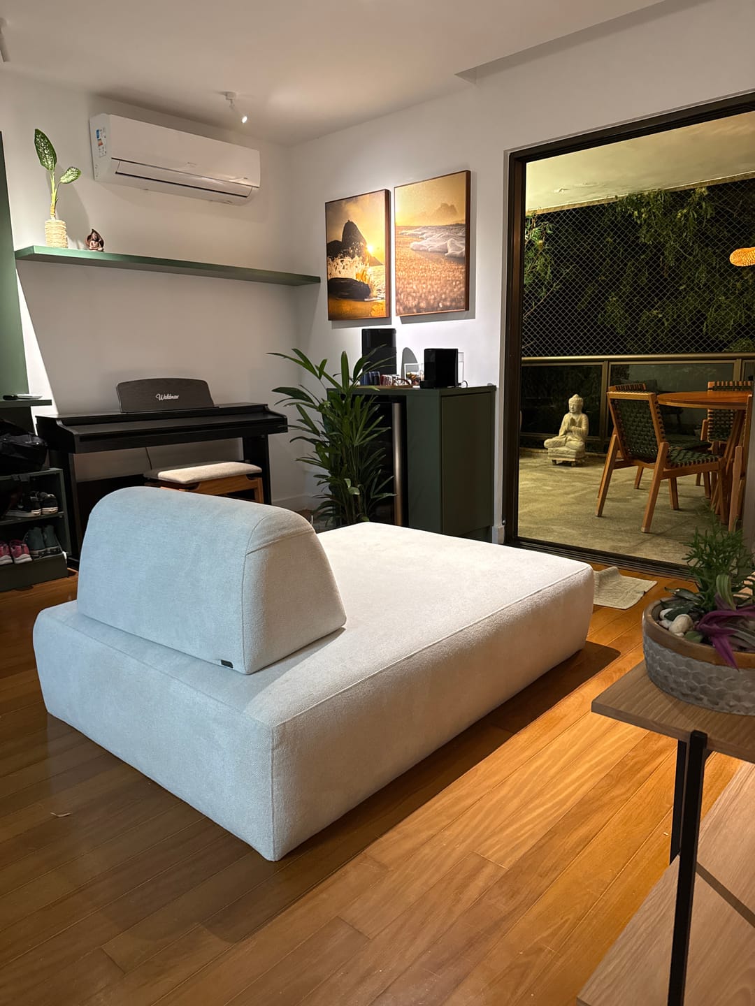Customer photo review of Sofá Chaise Ilha Gardi - 1,70m
