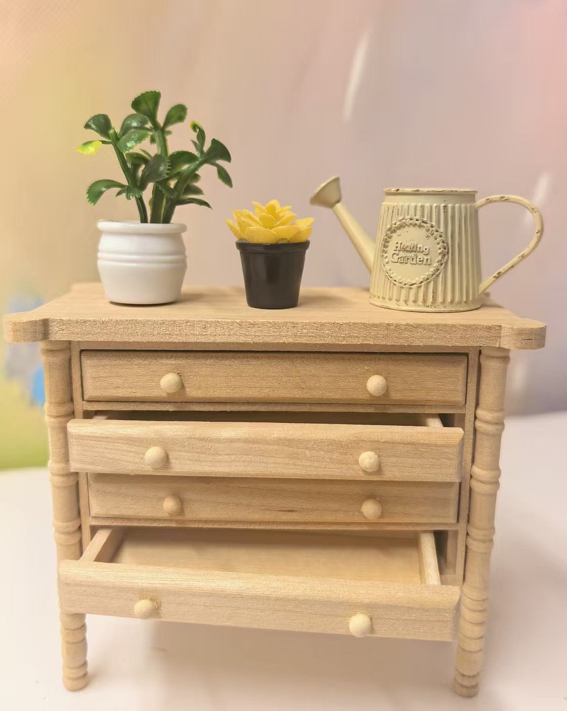 Customer photo review of Wooden Chest of Drawers – 1:12 Scale Dollhouse Furniture