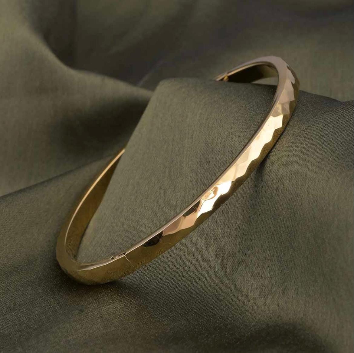 Customer photo review of Dazzling Stone Bangle Bracelet