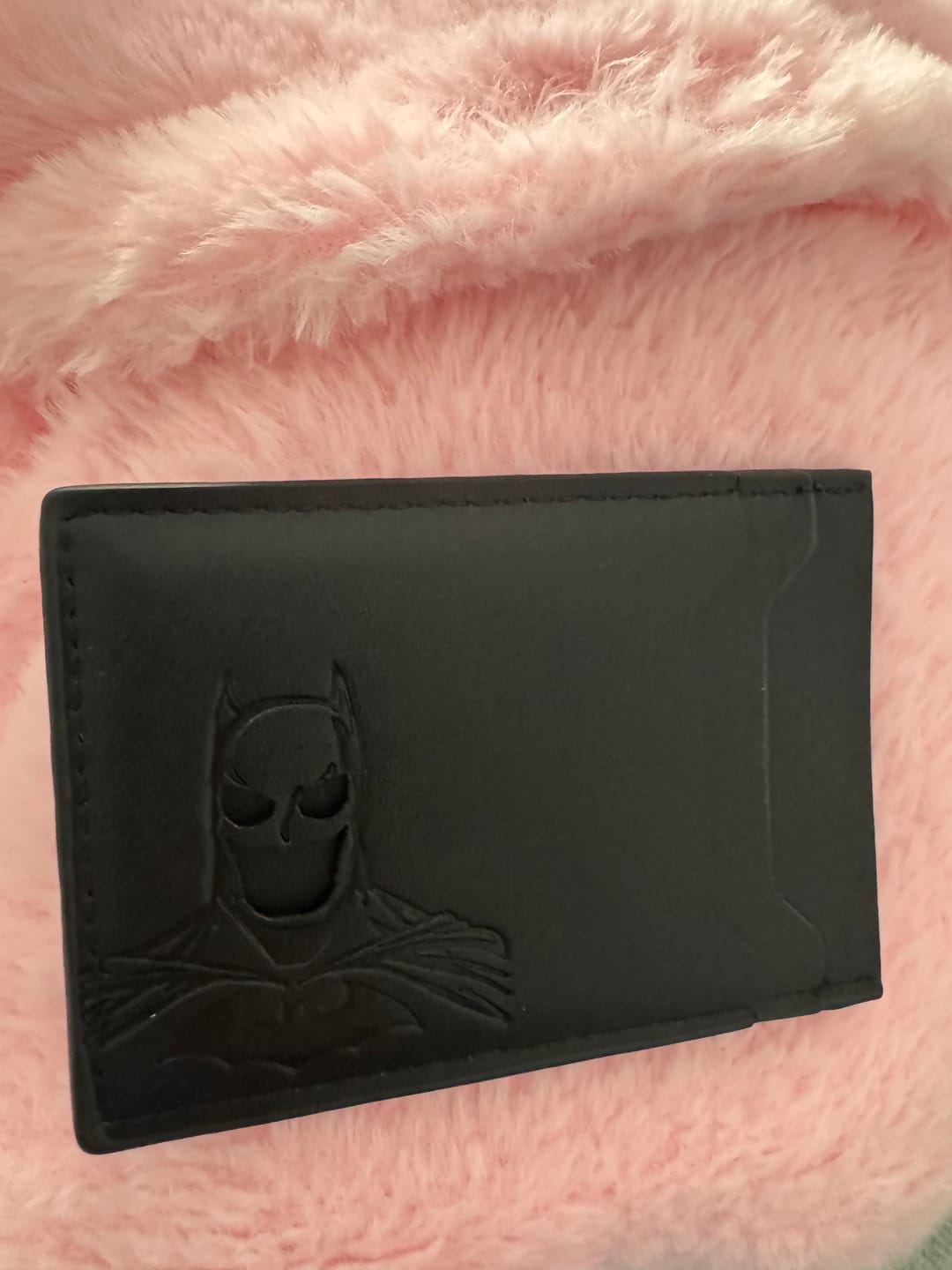 Customer photo review of Cartera Identidad Oscura