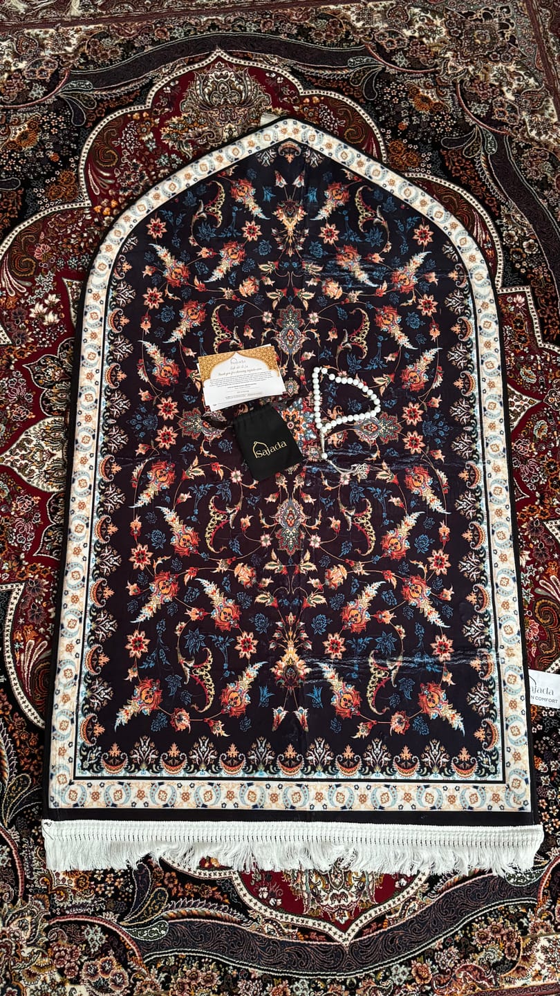 Customer photo review of Firdaws  Padded Prayer Mat