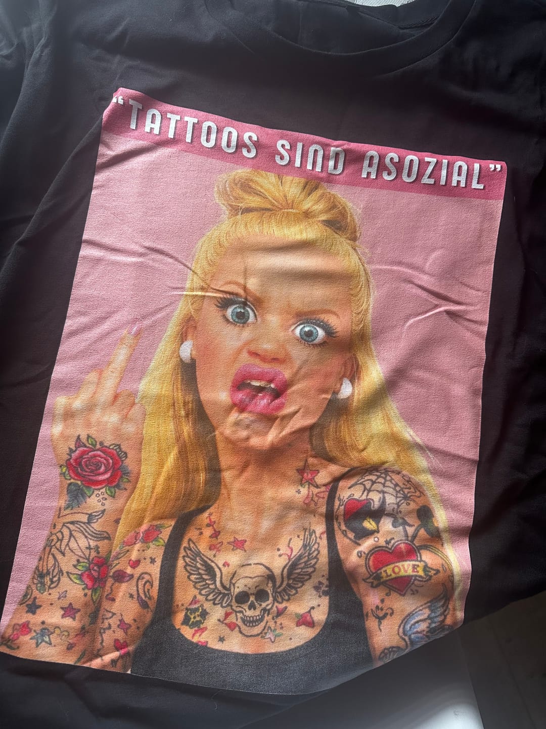 Customer photo review of Asozial - Premium Shirt