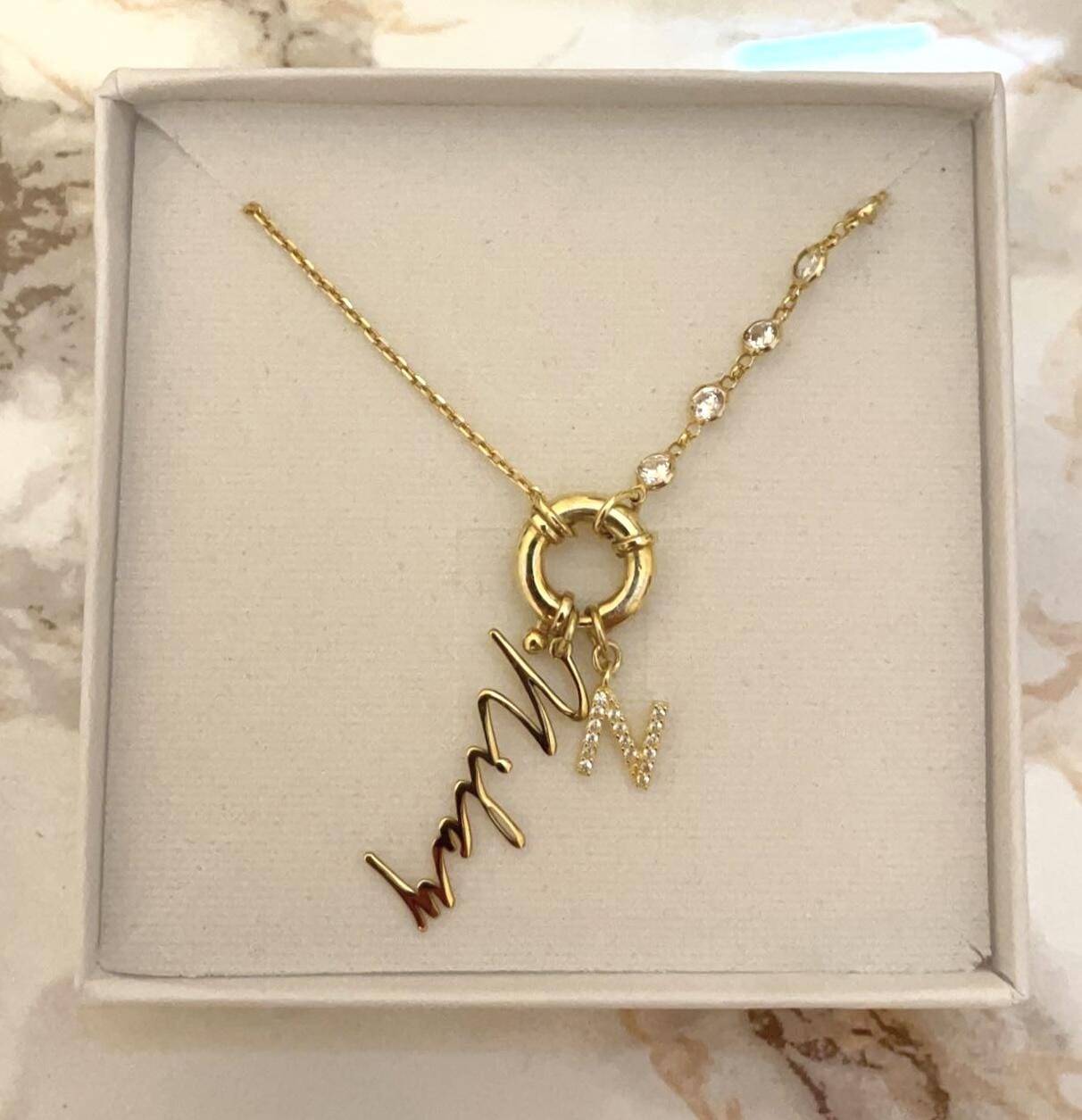 Customer photo review of Fia Kette Signatur Buchstabe