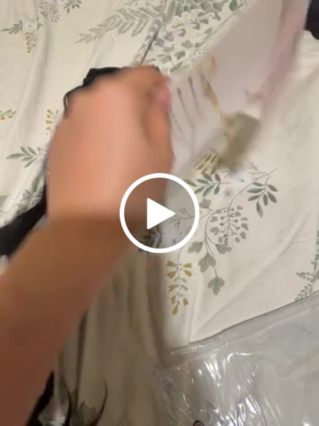 Customer video review of 22" Natural Wavy