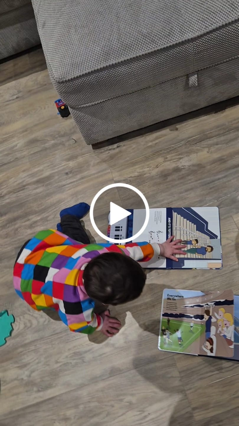 Customer video review of Tottenham Hotspur Fan Chants Piano Book
