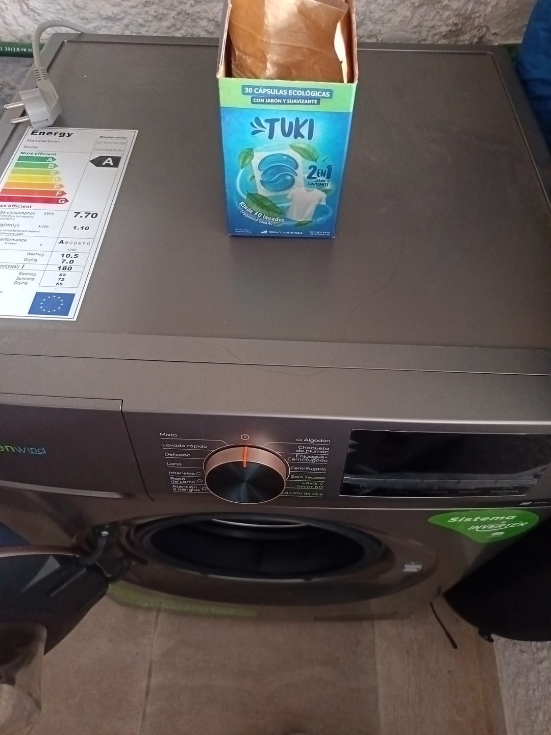 Customer photo review of Capsulas Tuki Ecológicas ♻️ 2en1 con Jabón y Suavizante