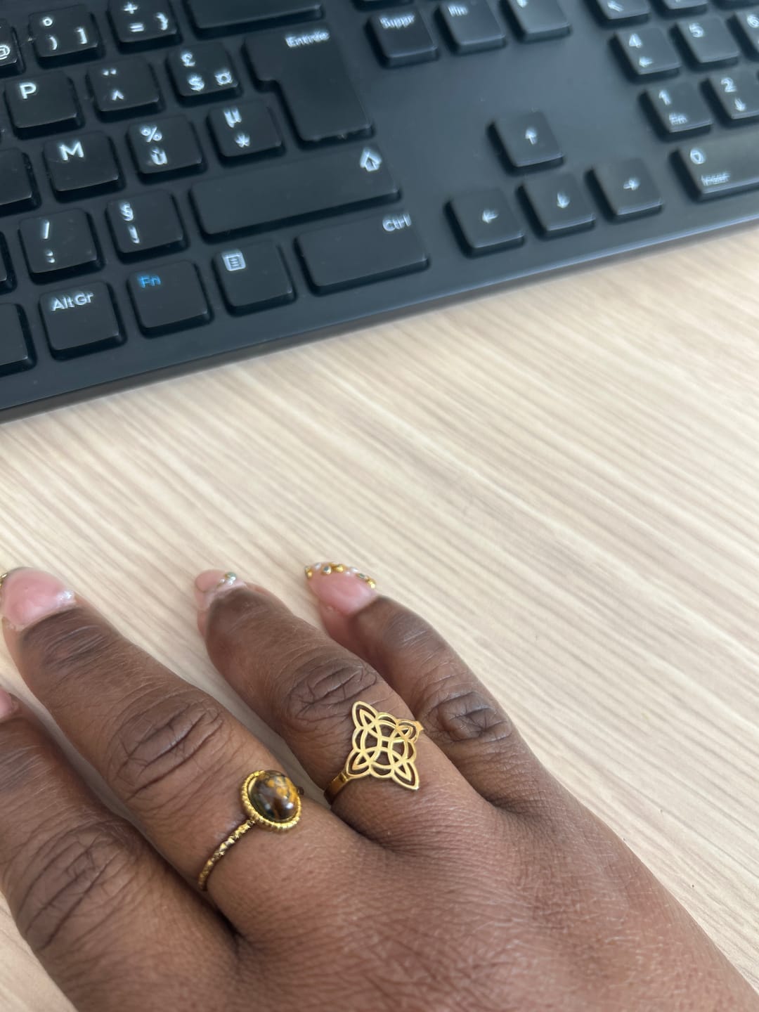 Customer photo review of Bague Ajustable "Protection Éternelle" - Noeud de Sorcière