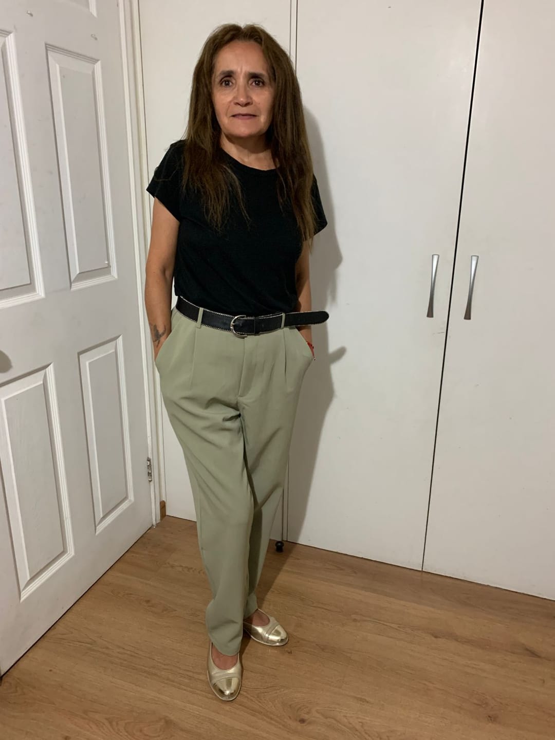 Customer photo review of Pantalón Siena verde