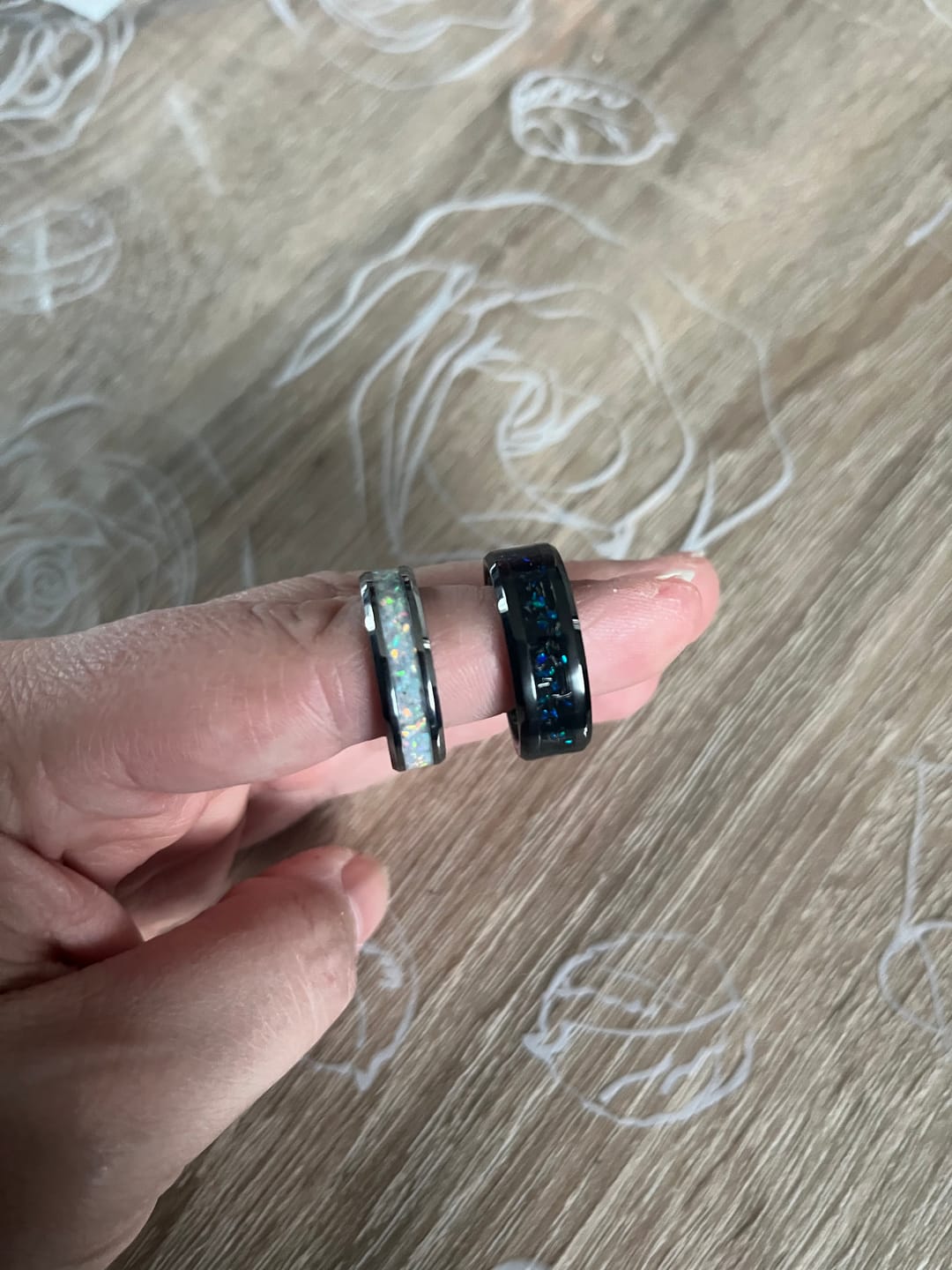Customer photo review of Bague "L'Éclat Pourpre" - Tungstène