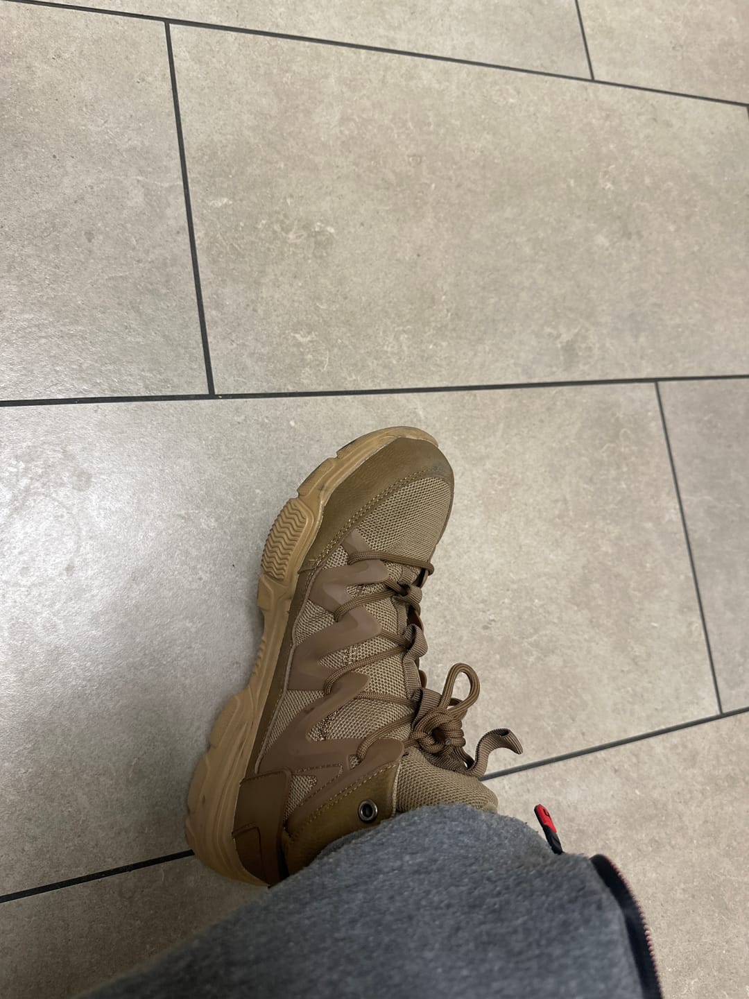 Customer photo review of Maven Composite Toe Lightweight Safety Shoes