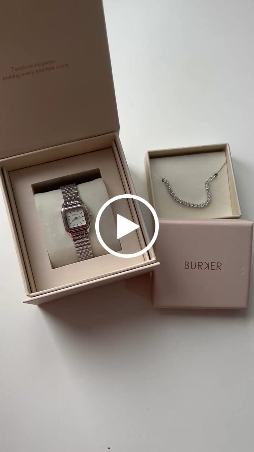 Customer video review of Macy Petite Silver White