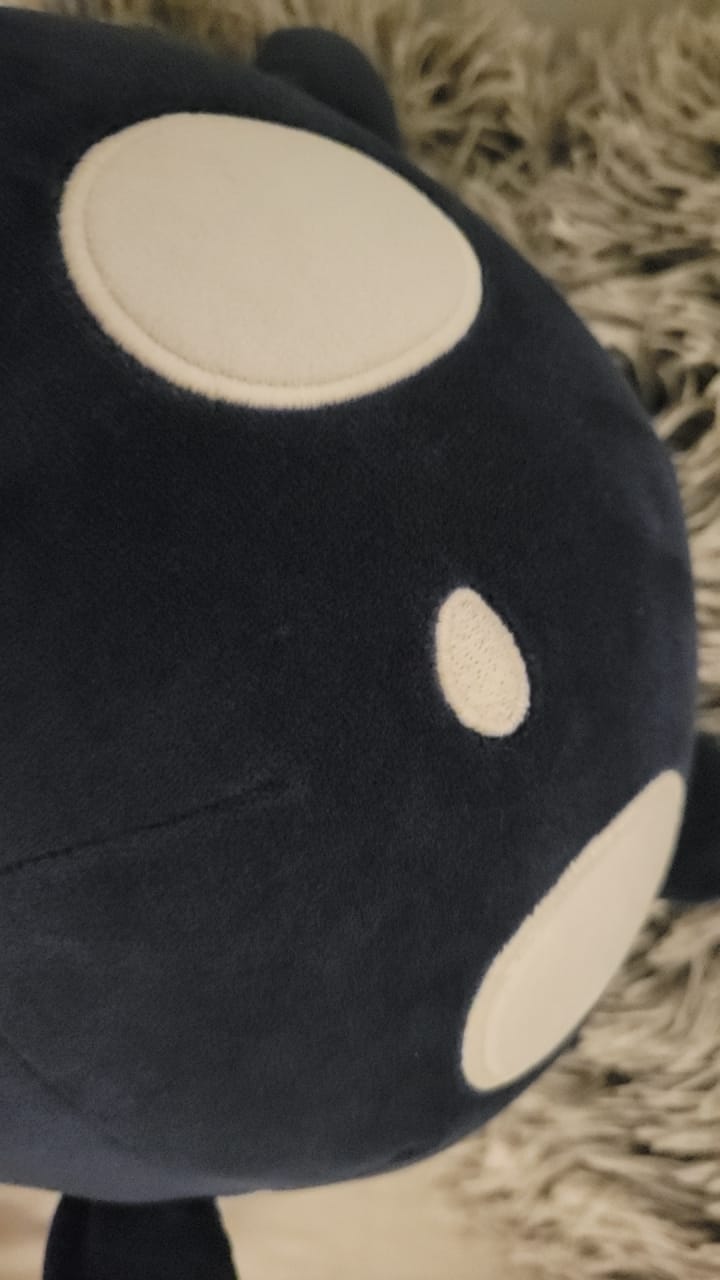 Customer photo review of Rain World - Watcher Slugcat Pillow Plush