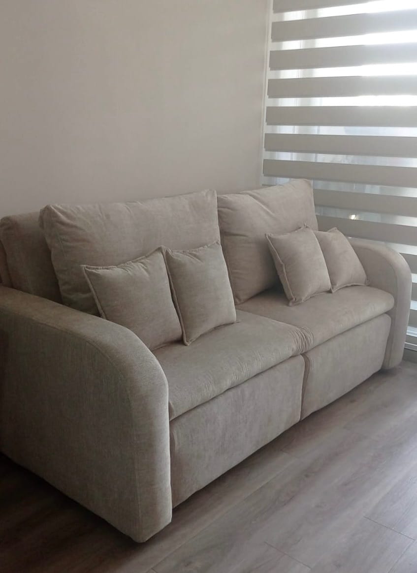 Customer photo review of Sofá cama Toscana