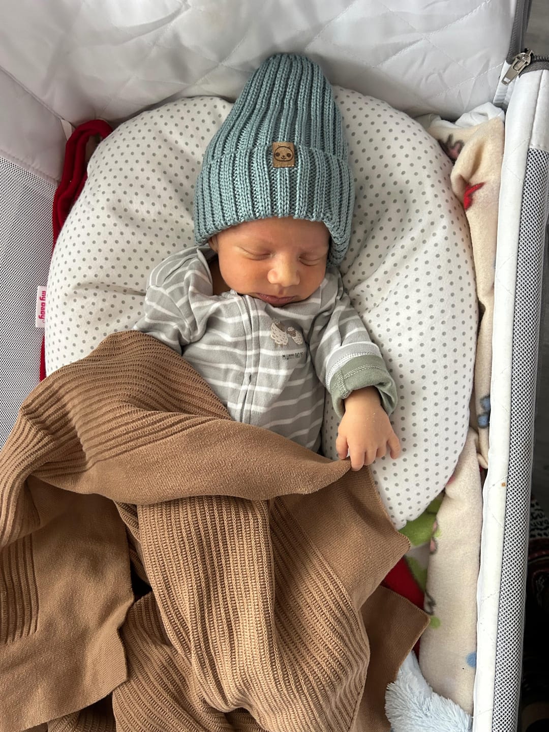 Customer photo review of Mütze - 100% Merinowolle (mitwachsend)