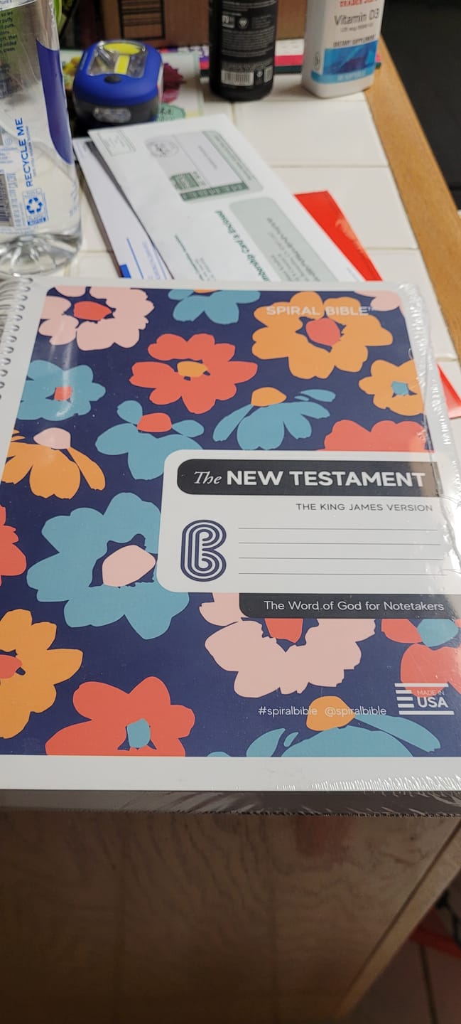 Customer photo review of Spiral Bible™ - KJV - New Testament - Floral
