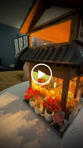 Customer video review of Ikseon-dong Hanok Bakery Miniature House Kit