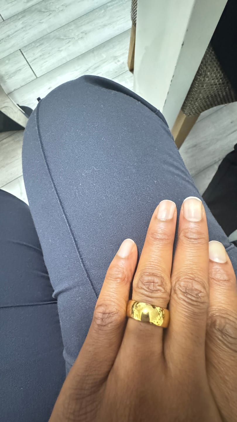 Customer photo review of Gold 8mm Wonder Ring