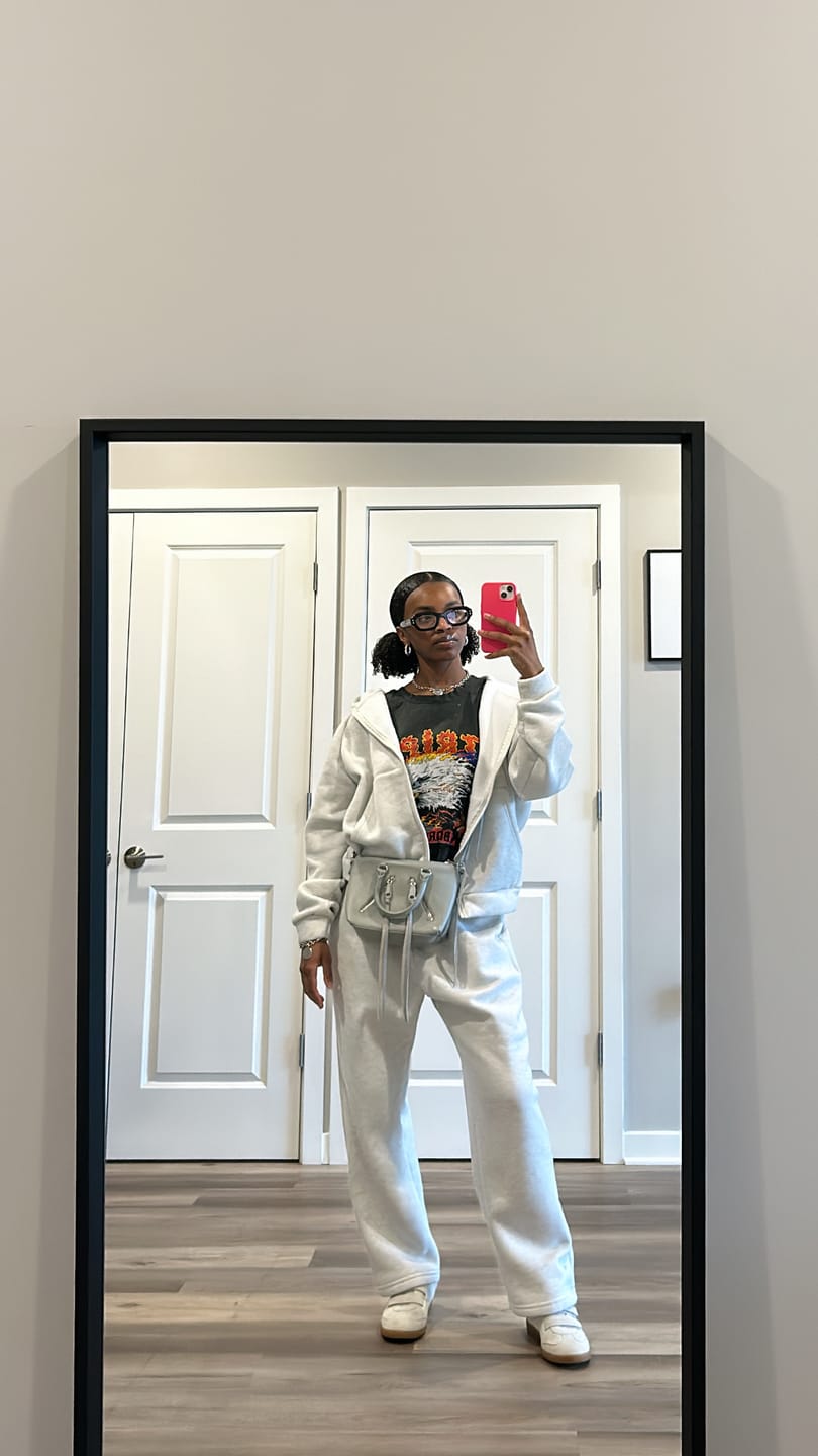 Customer photo review of BORN BADDIE VINTAGE TEE
