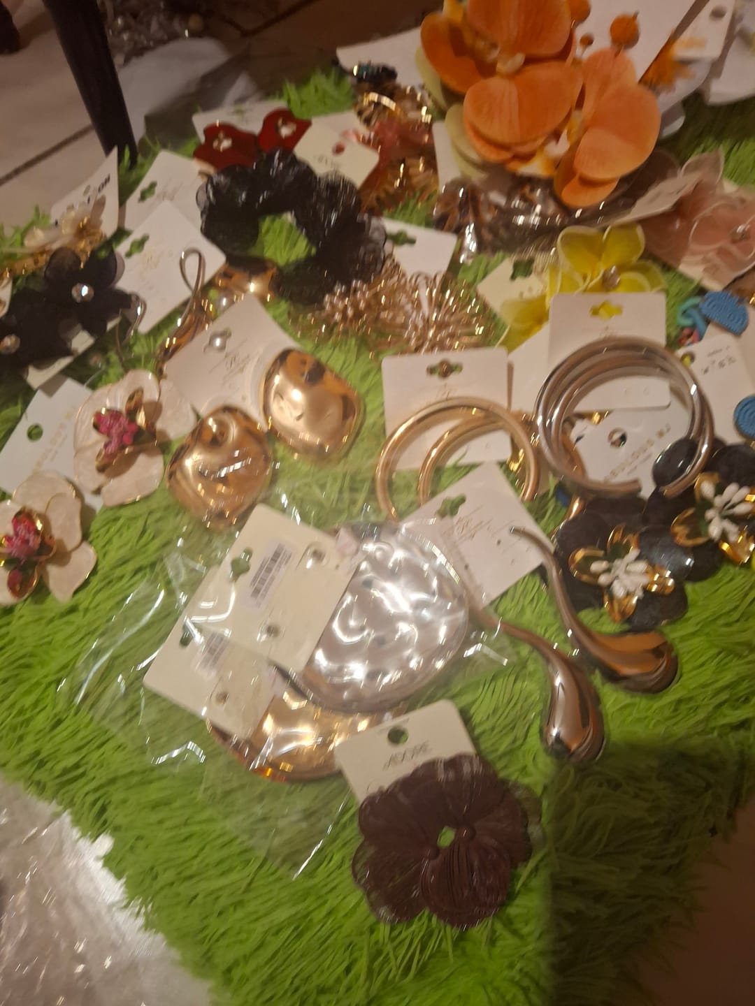 Customer photo review of ACCESSORIES SHOP & SHIP SERVICE