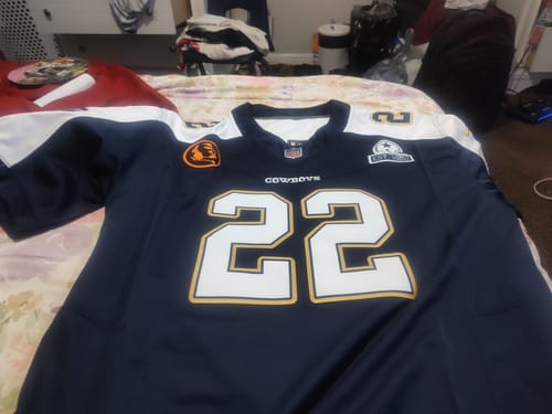 Customer photo review of Men's Dallas Cowboys Emmitt Smith #22 Navy Game Team Jersey