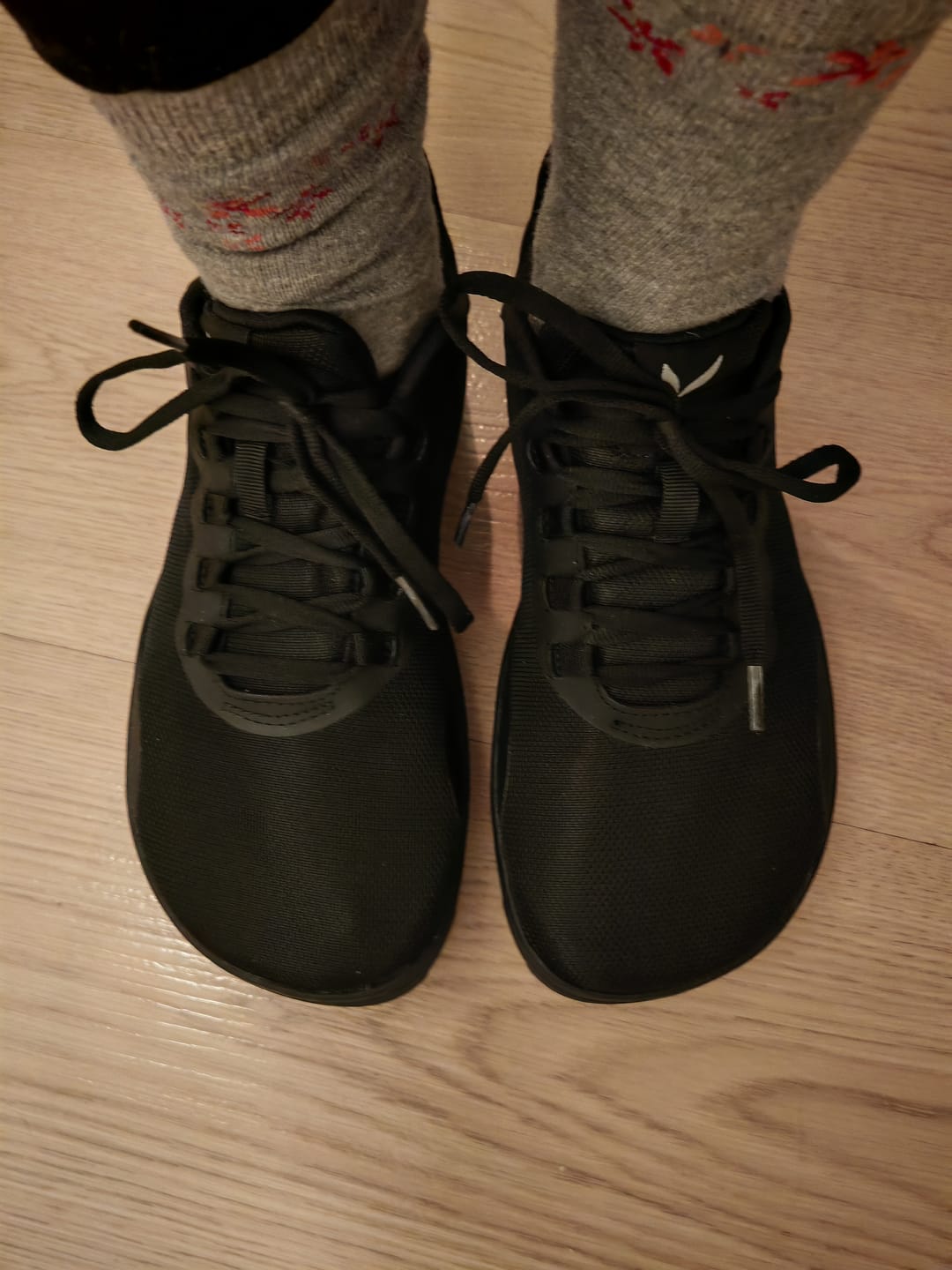Customer photo review of Vaistoa Tahto -paljasjalkasalikengät