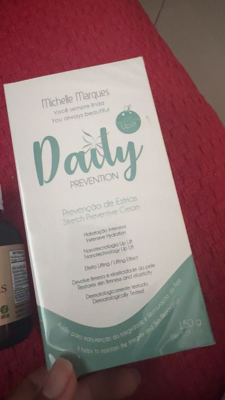 Customer photo review of Daily Prevenção - Creme preventivo de estrias