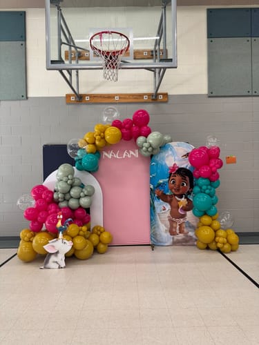 Customer photo review of Open Arch with Cover for Party Decoration