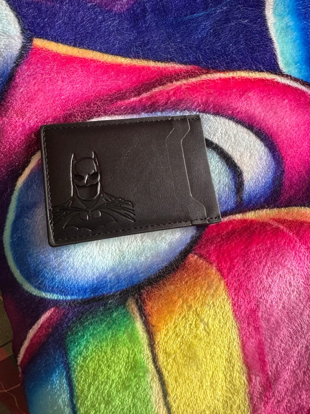 Customer photo review of Cartera Identidad Oscura