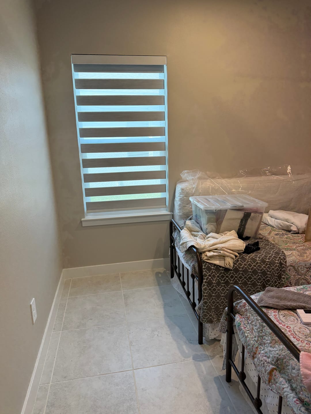 Customer photo review of Bringnox Motorized Zebra Roller Blinds 100% Blackout
