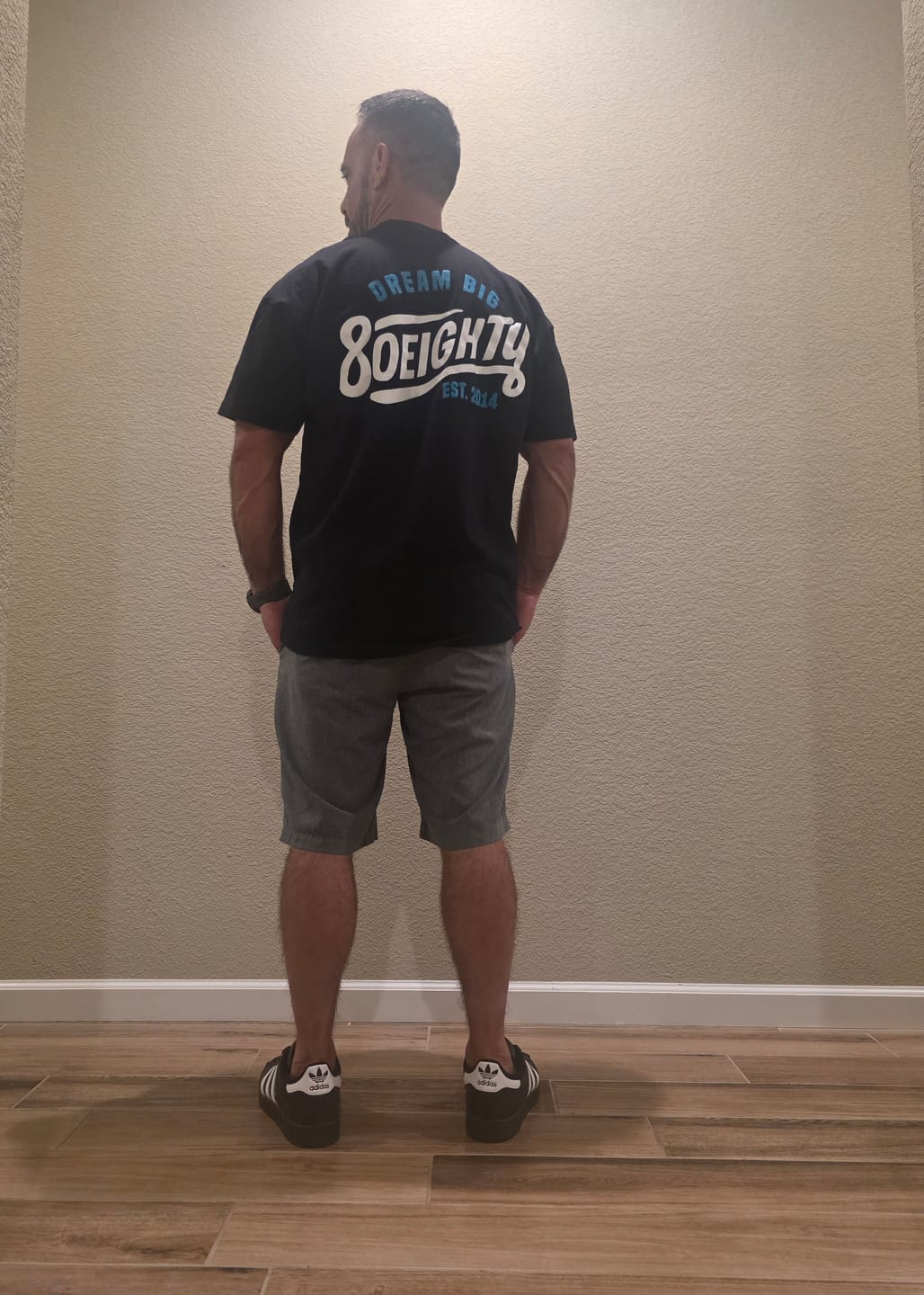 Customer photo review of 80Eighty® DreamBig Boxy Shirt