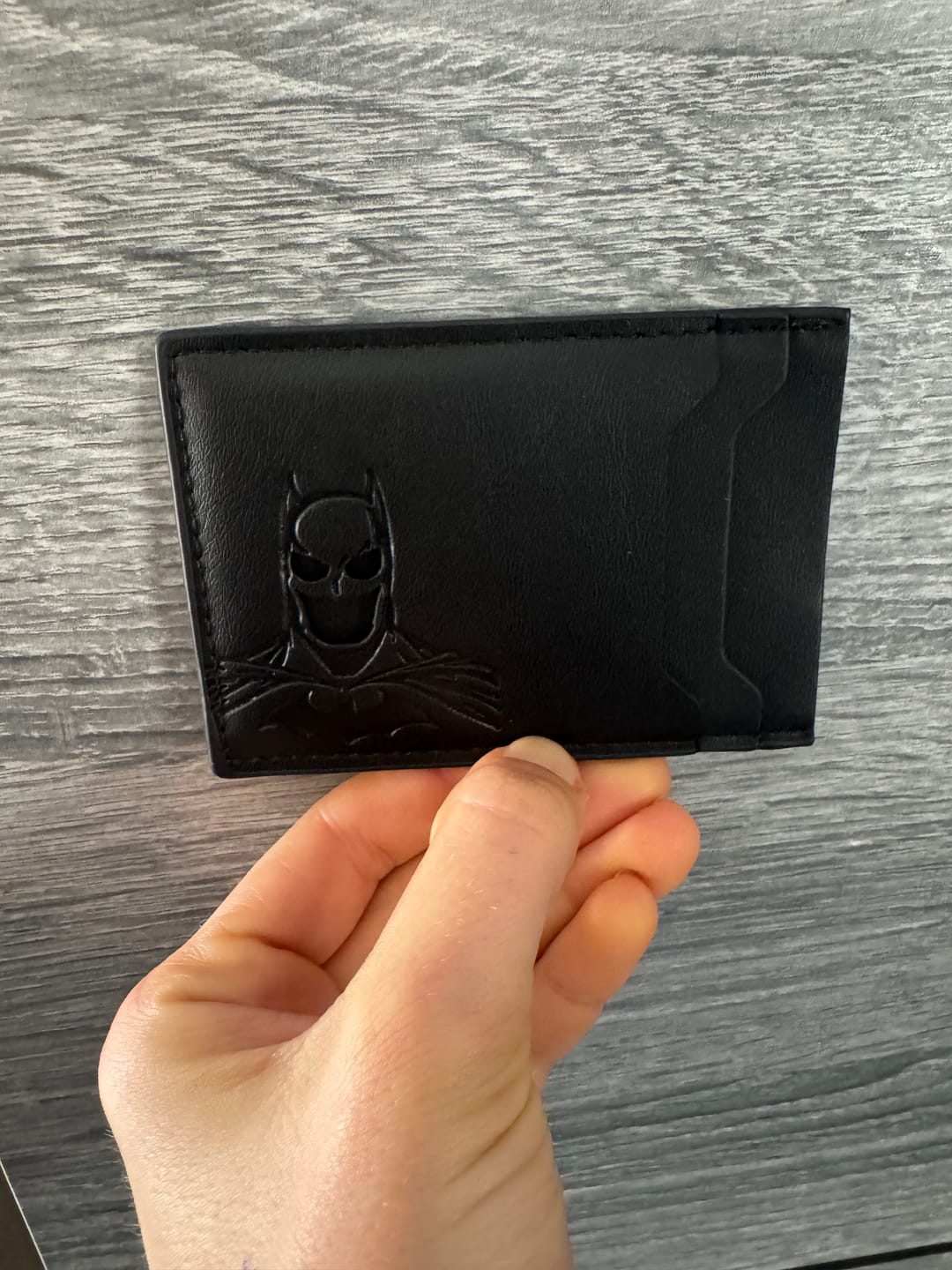 Customer photo review of Cartera Identidad Oscura