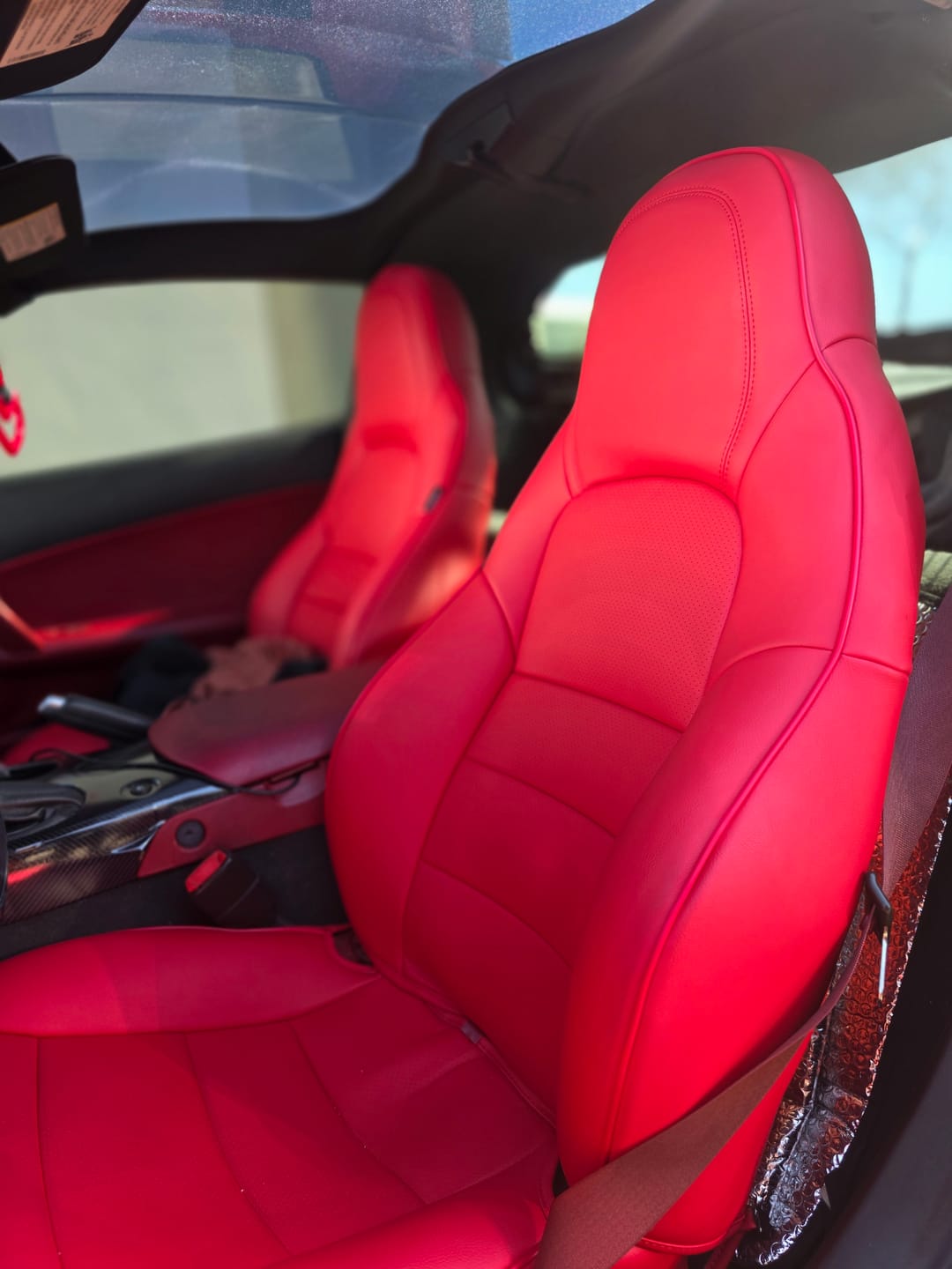 Customer photo review of Corvette C6 Custom Leather Seat Covers