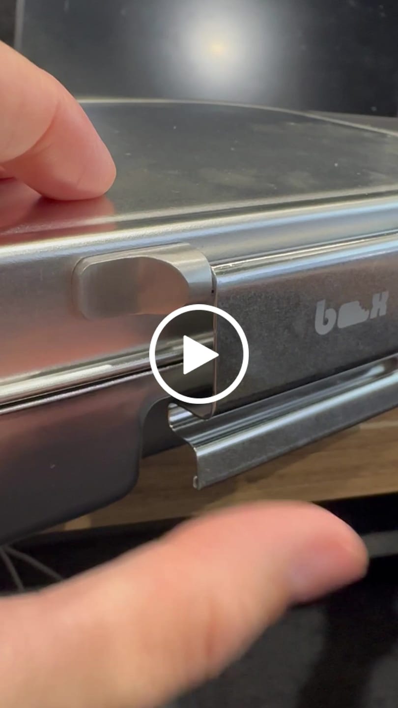 Customer video review of Munchbox Metal 3