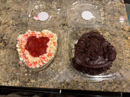 Customer photo review of Seasonal Strawberry Cream Mini Heart Cheesecake