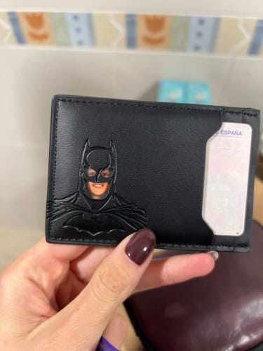 Customer photo review of Cartera Identidad Oscura