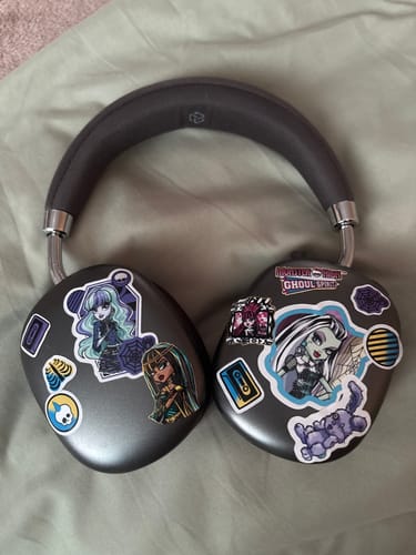 Customer photo review of Audifonos On Ear STF Cherry Max 19 Hrs Gris