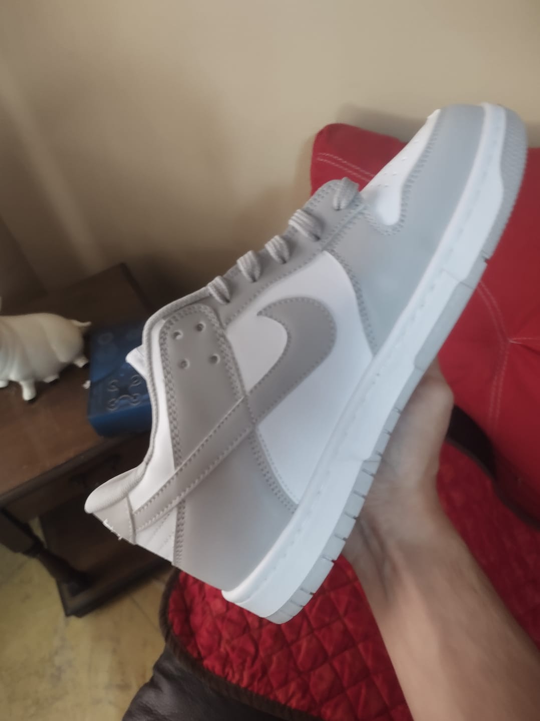 Customer photo review of Tenis Dunk Low Blanco Gris