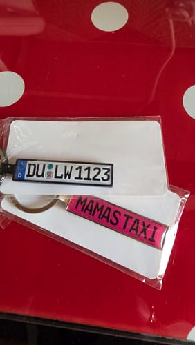 Customer photo review of Kennzeichen Schlüsselanhänger Mini Nummernschild Metall