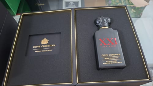 Customer photo review of Clive Christian Art Deco Blonde Amber