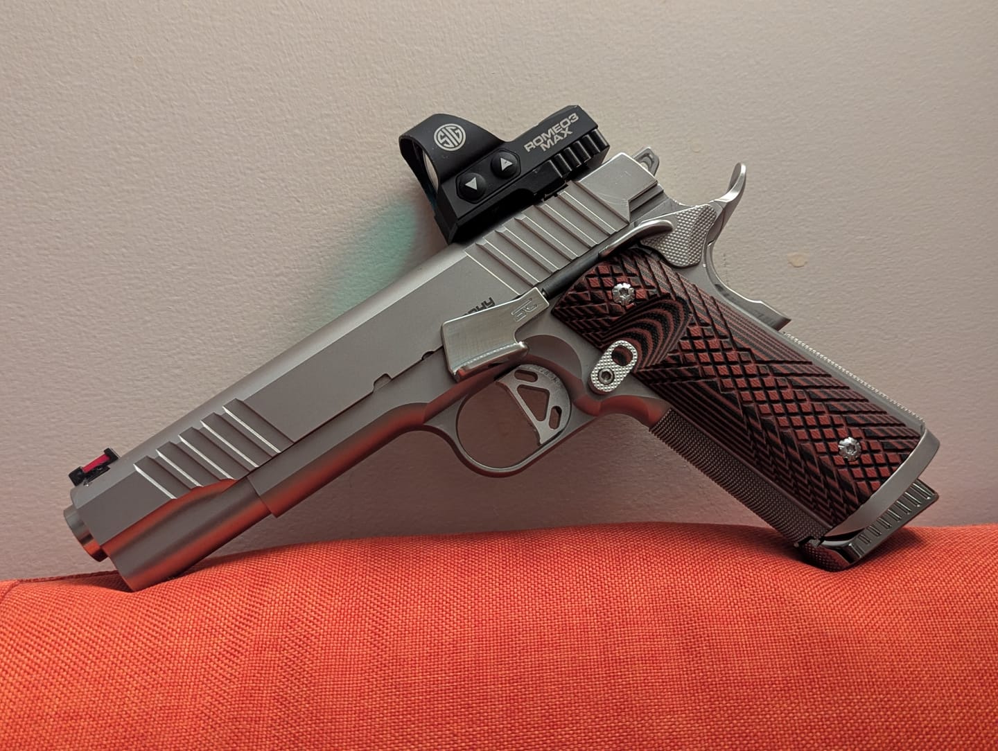 Customer photo review of 1911/2011 Slide Stop Thumb Rest | Competition Accessory