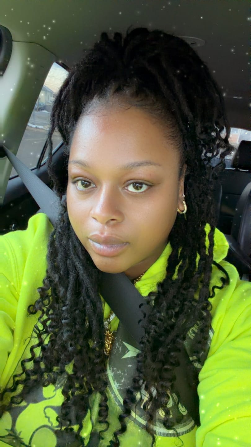 Customer photo review of Human Hair Loc Extensions With Curly Ends  - Natural Black #1B