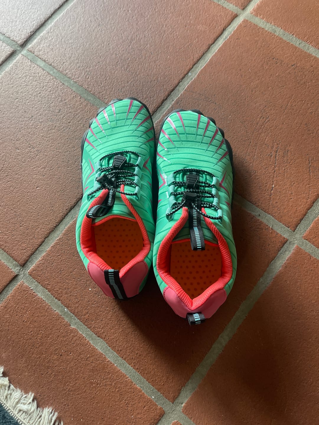 Customer photo review of Trail-Barfussschuh