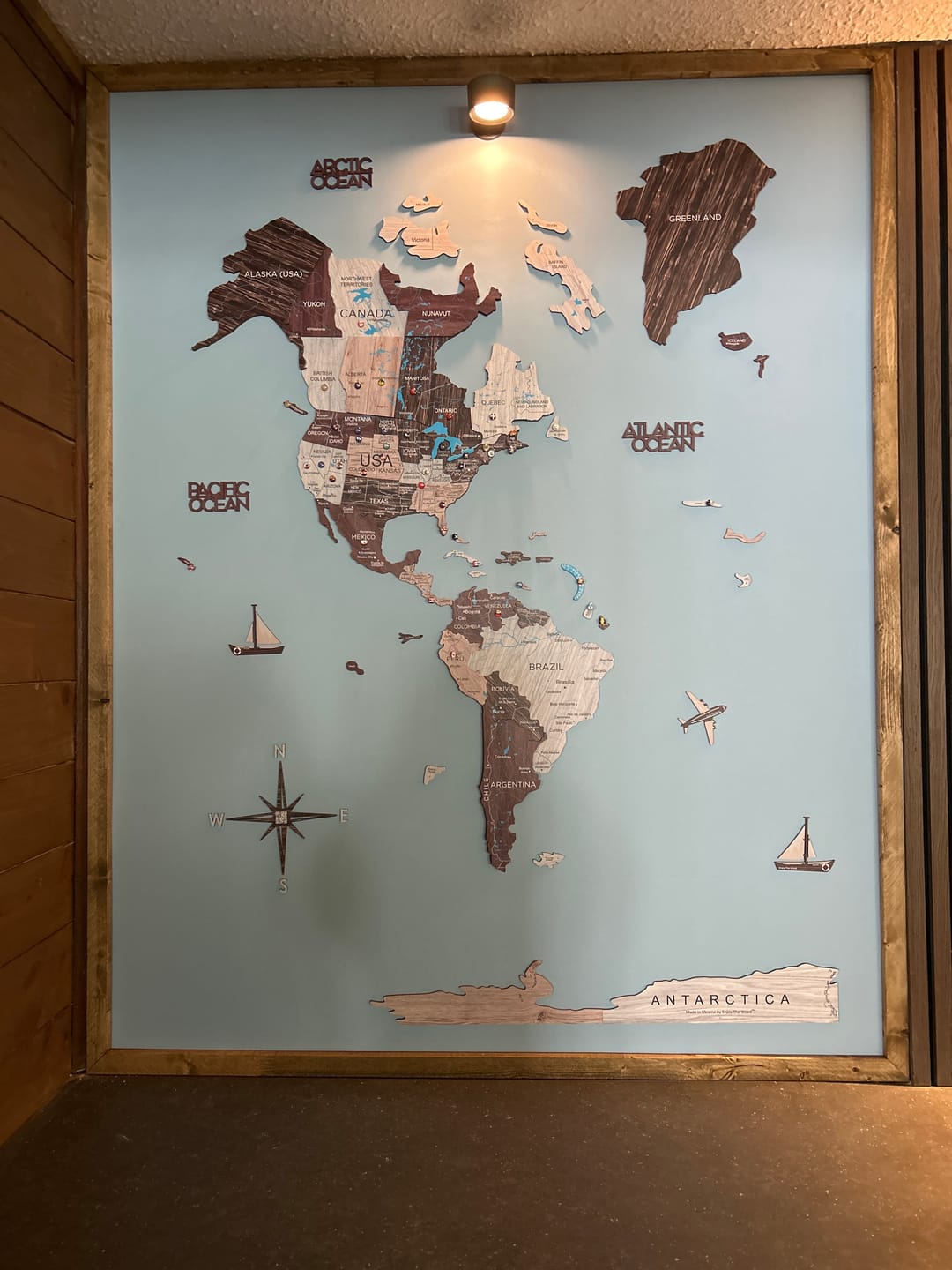 Customer photo review of 3D Wooden World Map Cappuccino