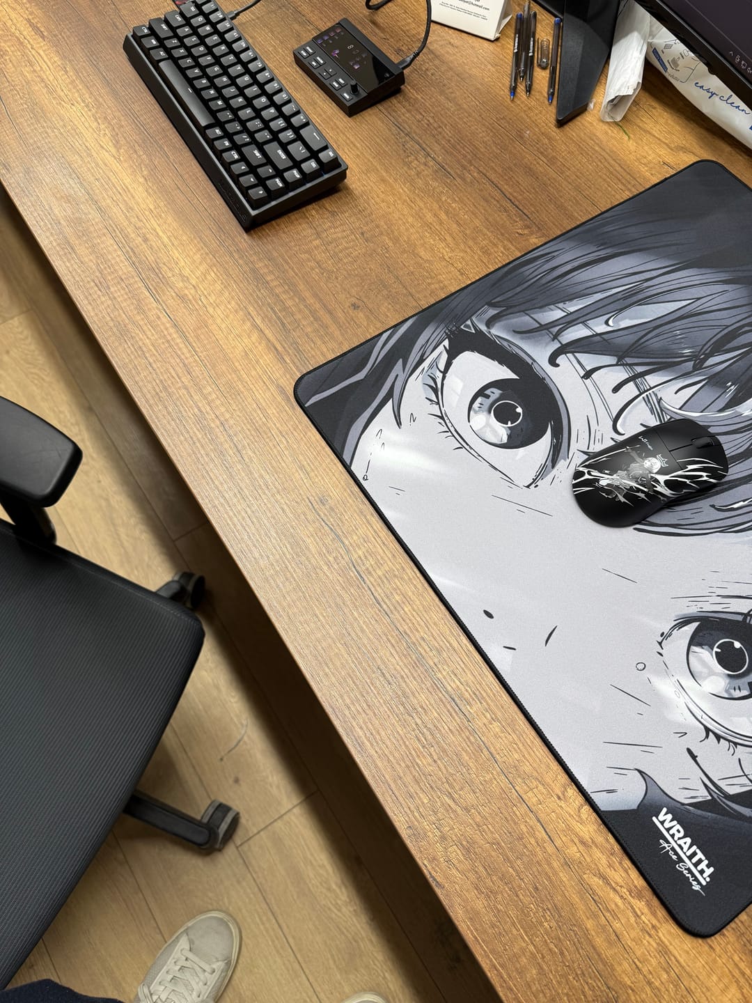 Customer photo review of Wraith Ace Series [Glimpse] Limited Edition Poron Mousepad