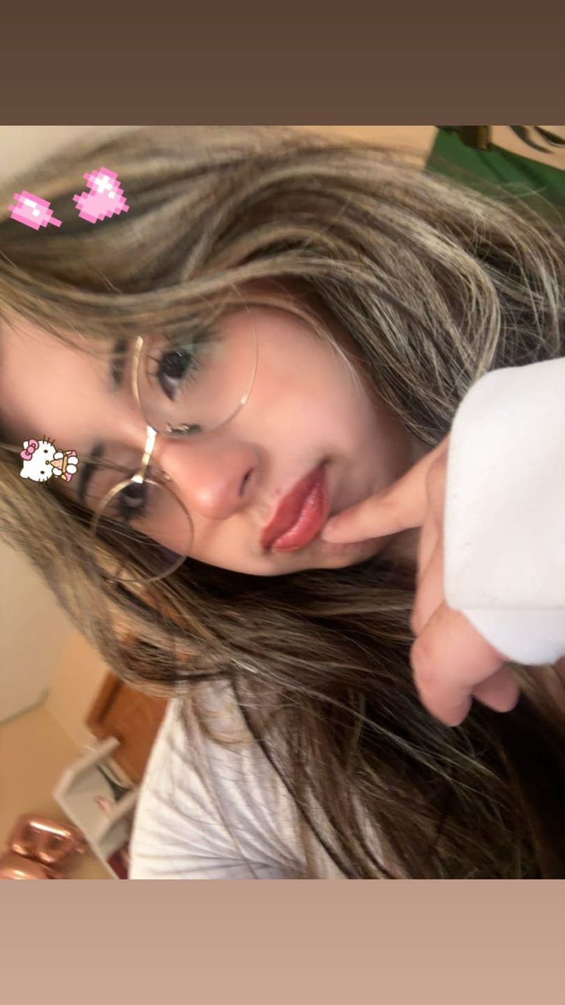 Customer photo review of Vaila Eyeglasses