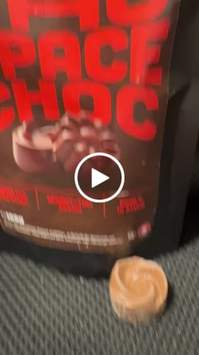 Customer video review of THC Schokolade - SpaceChoc 200mg